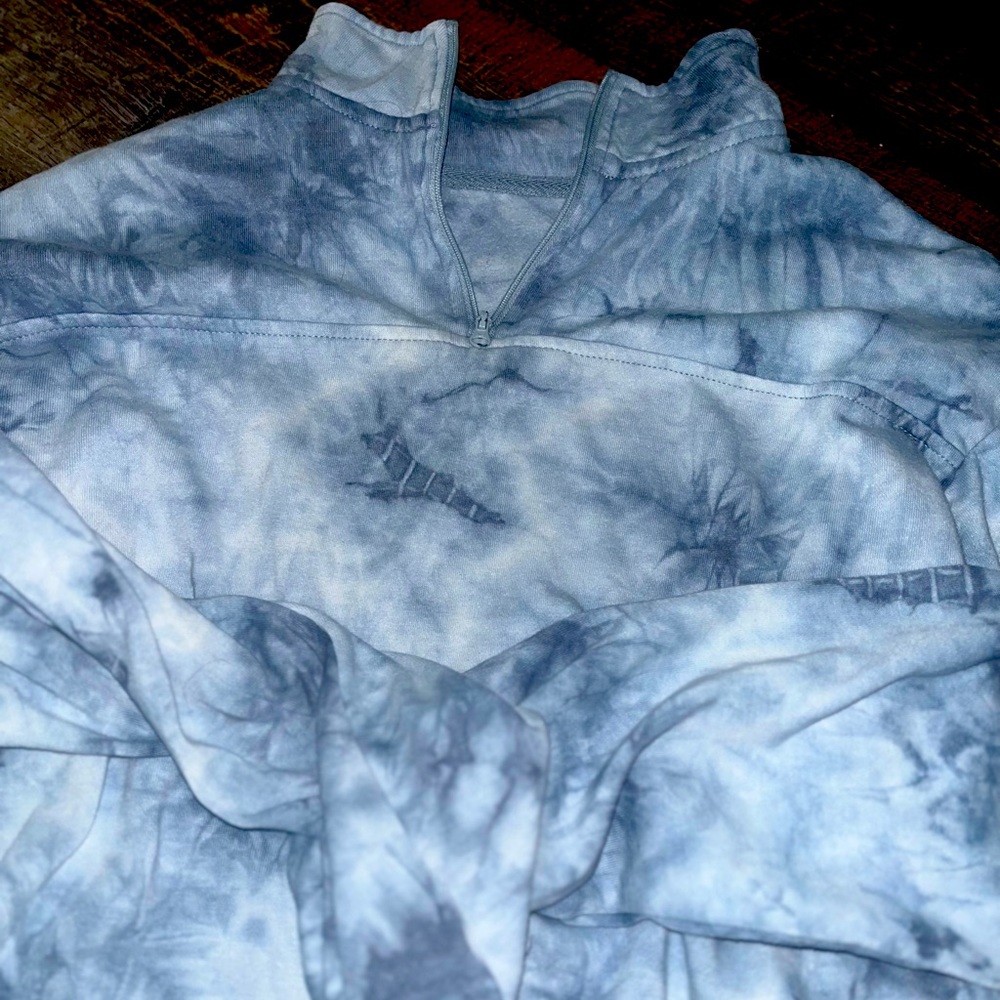Blue tie dye sweater